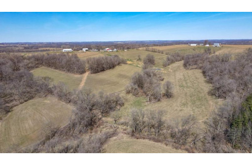 28850 Highway 131, Wauzeka, WI 53826