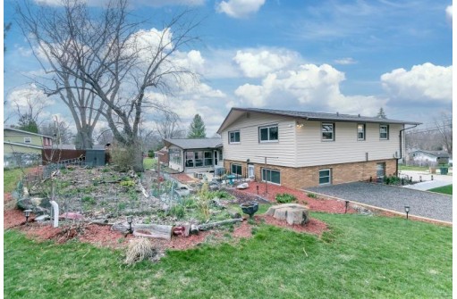 725 Moorland Road, Madison, WI 53713