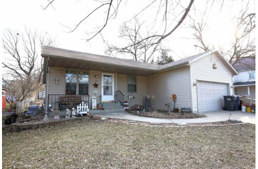 118 W Rio Street, Rio, WI 53960