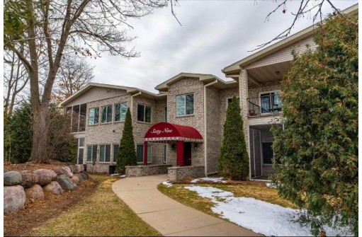 69 Cherokee Circle 101, Madison, WI 53704