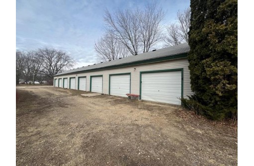 E11062 Center Road, North Freedom, WI 53951