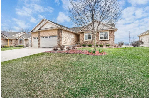 1231 Heritage Court, Sun Prairie, WI 53590