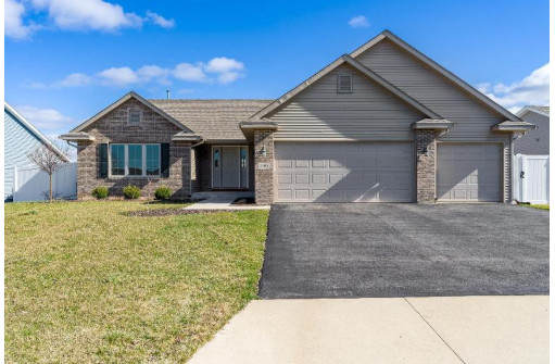 3705 Eagles Ridge Drive, Beloit, WI 53511