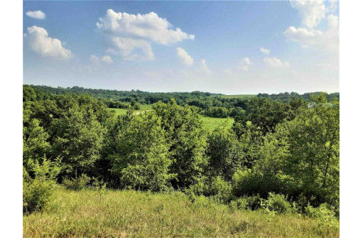 17789 County Road O, Mineral Point, WI 53565