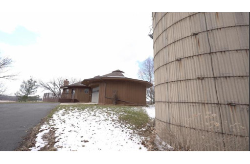 N8963 Sterk Road, Cambria, WI 53923