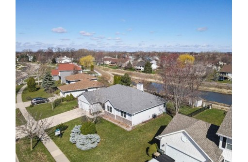 1490 St Albert The Great Drive, Sun Prairie, WI 53590