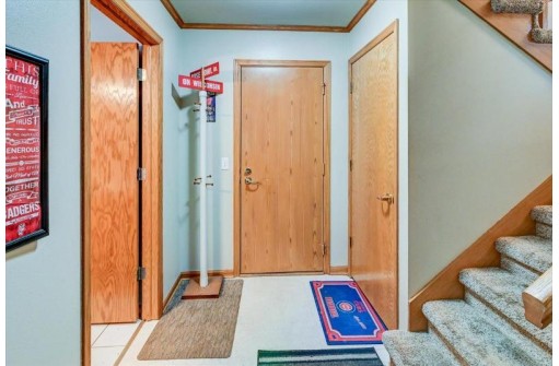 30 Arial Circle, Madison, WI 53719