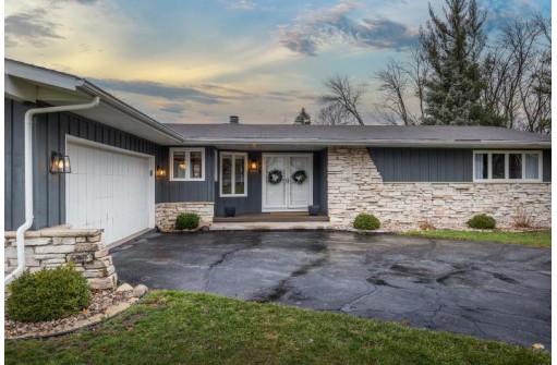 630 Sunset Circle, Ripon, WI 54971