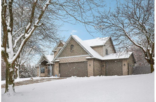 2685 Sylver Ridge Lane, Sun Prairie, WI 53590