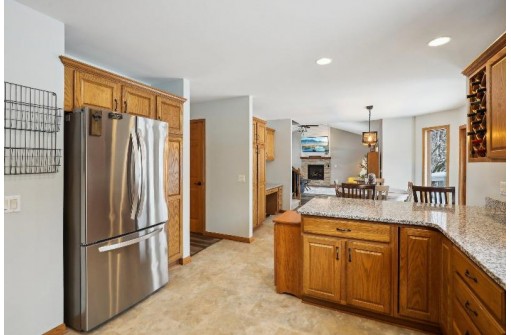 2685 Sylver Ridge Lane, Sun Prairie, WI 53590