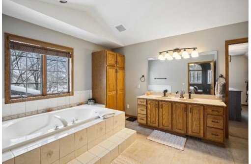 2685 Sylver Ridge Lane, Sun Prairie, WI 53590