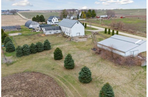 W3082 Greenbush Road, Juda, WI 53550