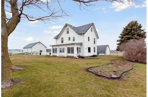 W3082 Greenbush Road, Juda, WI 53550