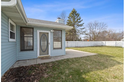 2040 Montana Avenue, Sun Prairie, WI 53590