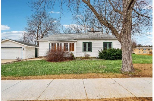 209 Maple Street, Pardeeville, WI 53954