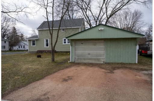 305 Grove Street, Mauston, WI 53948