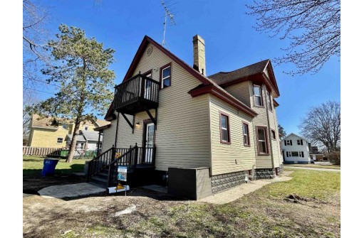 619 W Cook Street, Portage, WI 53901