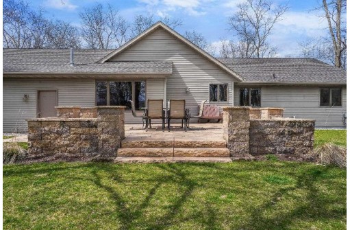 W11243 Red Cedar Drive, Lodi, WI 53555