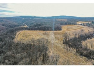 83 +/- ACRES Ryan Road Blue Mounds, WI 53517