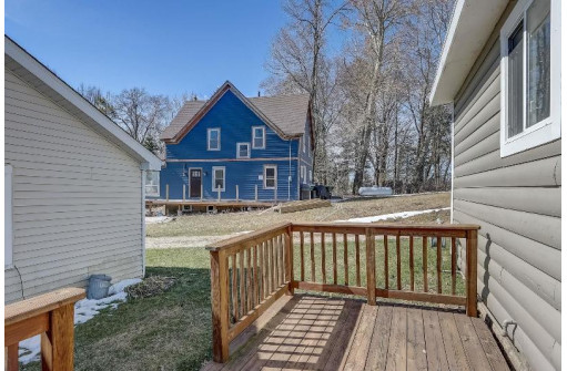 W10723 Blackhawk Trail 14, Fox Lake, WI 53933