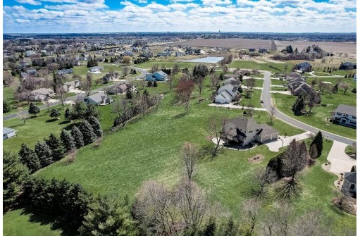 3002 Bunker View, Sun Prairie, WI 53590