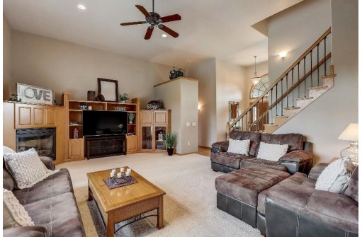 3002 Bunker View, Sun Prairie, WI 53590