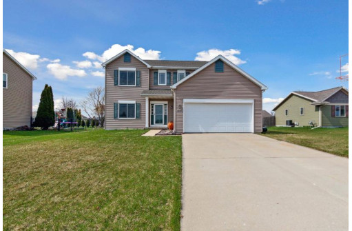 1609 Wildrose Way, Janesville, WI 53546