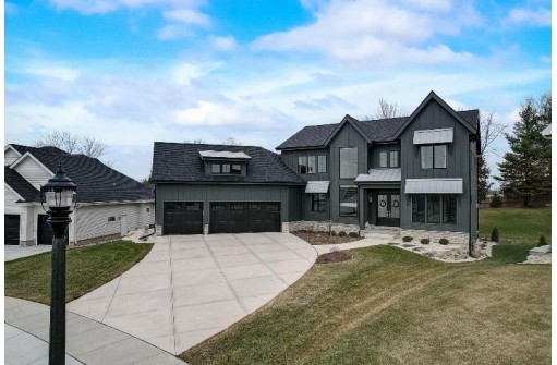 2418 Kilarney Way, Waunakee, WI 53597