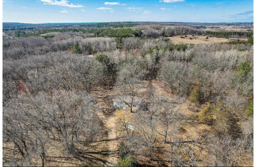 E11874 Trap Shoot Road, Baraboo, WI 53913