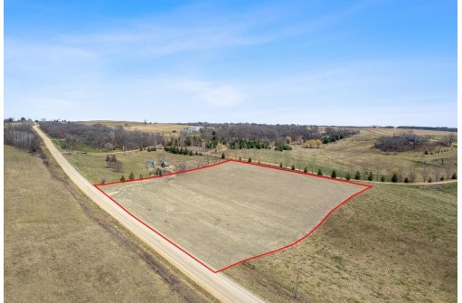 5 AC County Road K, Hollandale, WI 53544