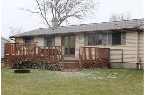 541 Edgewood Drive, Waupun, WI 53963