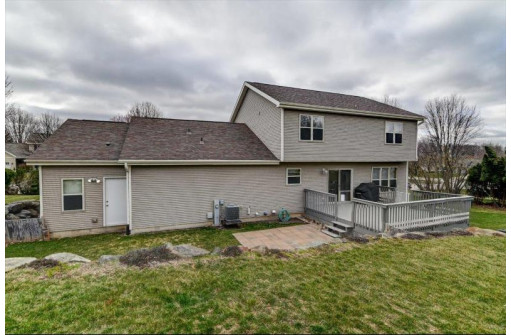 608 Sunnybrook Drive, DeForest, WI 53532