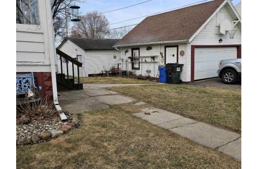 331 E Conant Street, Portage, WI 53901