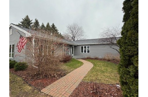 N7869 Lakeshore Drive, Fond Du Lac, WI 54937