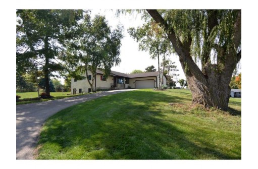 2939 Pebble Valley Court, Sun Prairie, WI 53590