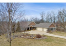 5333 N Northwood Trace, Janesville, WI 53545