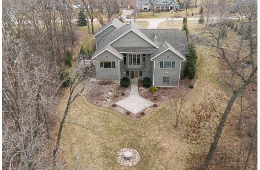 5333 N Northwood Trace, Janesville, WI 53545