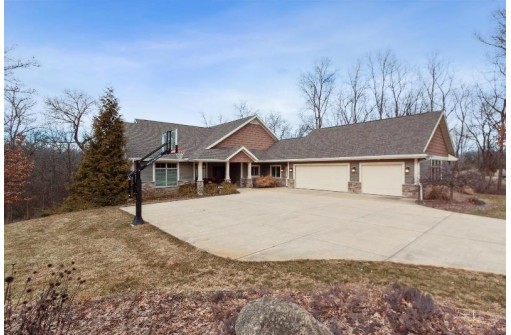 5333 N Northwood Trace, Janesville, WI 53545