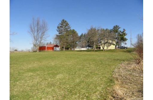 7901 N Yahara Road, DeForest, WI 53532