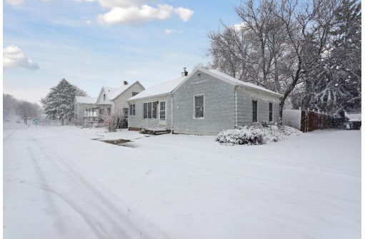 1748 15th Street, Monroe, WI 53566