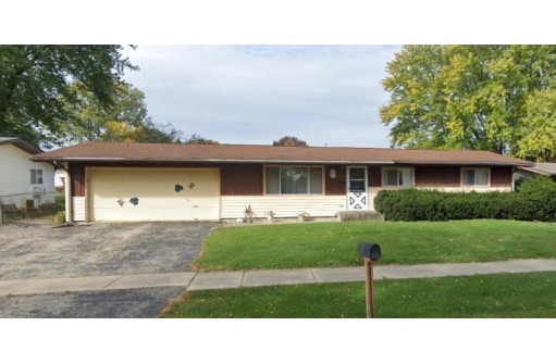 2633 10th Avenue, Monroe, WI 53566