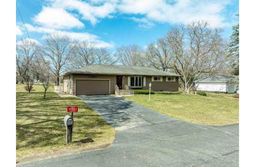 17883 Idler Road, Sparta, WI 54656