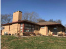 797 S Beaumont Road, Prairie Du Chien, WI 53821