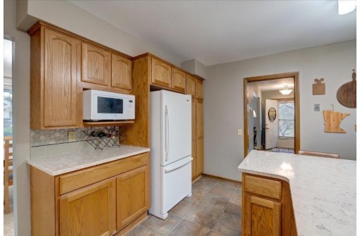 4906 Ralph Circle, Madison, WI 53714