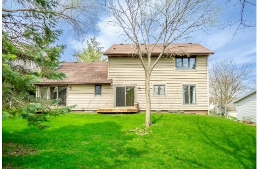 7117 Gladstone Drive, Madison, WI 53719