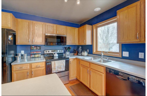 3802 Cosgrove Drive, Madison, WI 53719