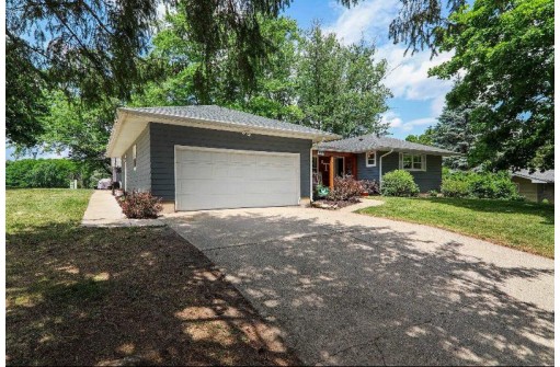 408 W North Street, Dodgeville, WI 53533