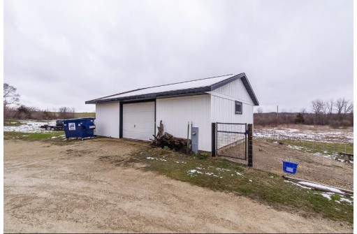 16848 W Highway 11, Brodhead, WI 53520