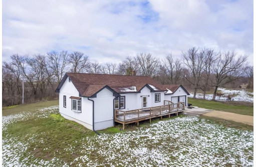 16848 W Highway 11, Brodhead, WI 53520