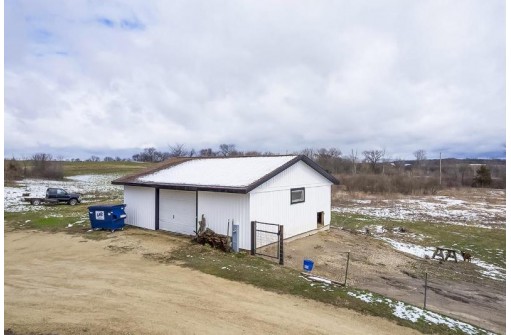 16848 W Highway 11, Brodhead, WI 53520